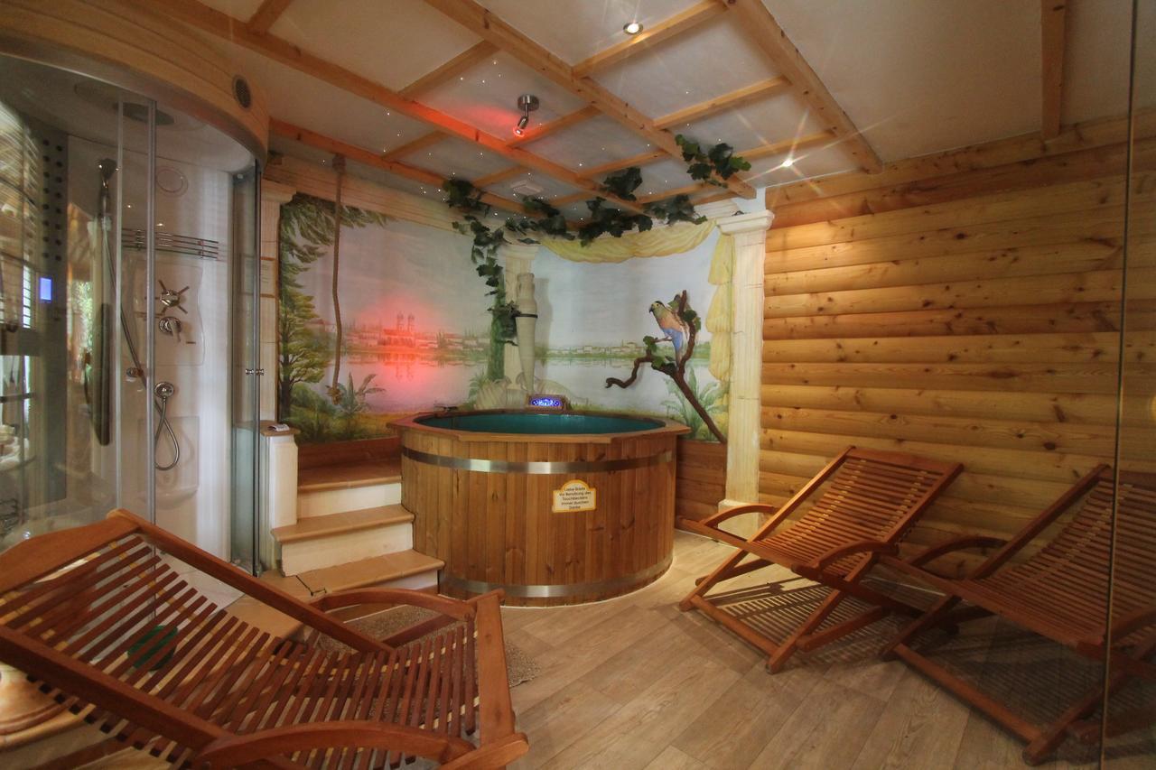 Haus Sonnenschein Hotel ไกรน์เนา ภายนอก รูปภาพ