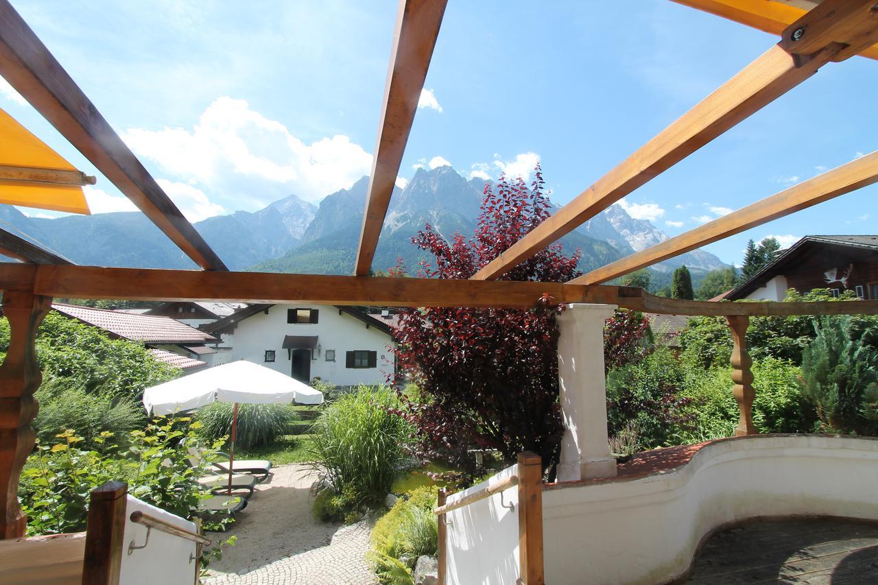 Haus Sonnenschein Hotel ไกรน์เนา ภายนอก รูปภาพ